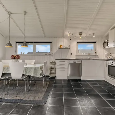 Casa vacanze Beautifully Renovated Wooden Homesj404